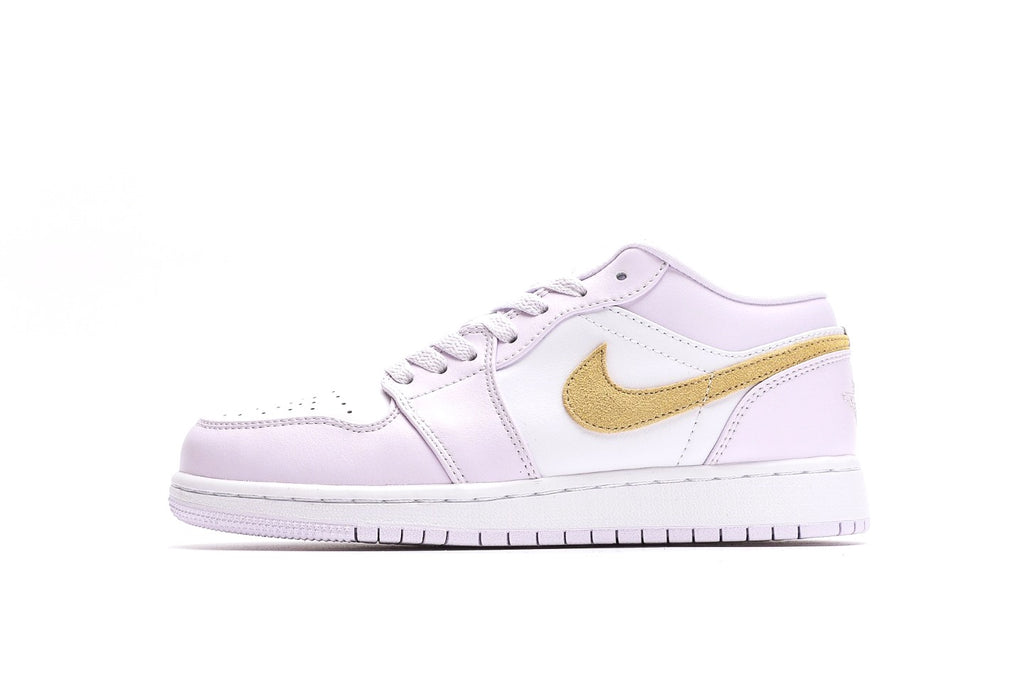 Air Jordan 1 Low “Barely Grape”