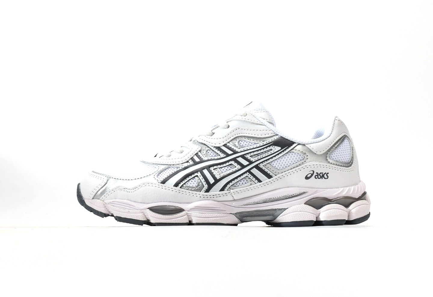 Gel-NYC White Carrier Grey