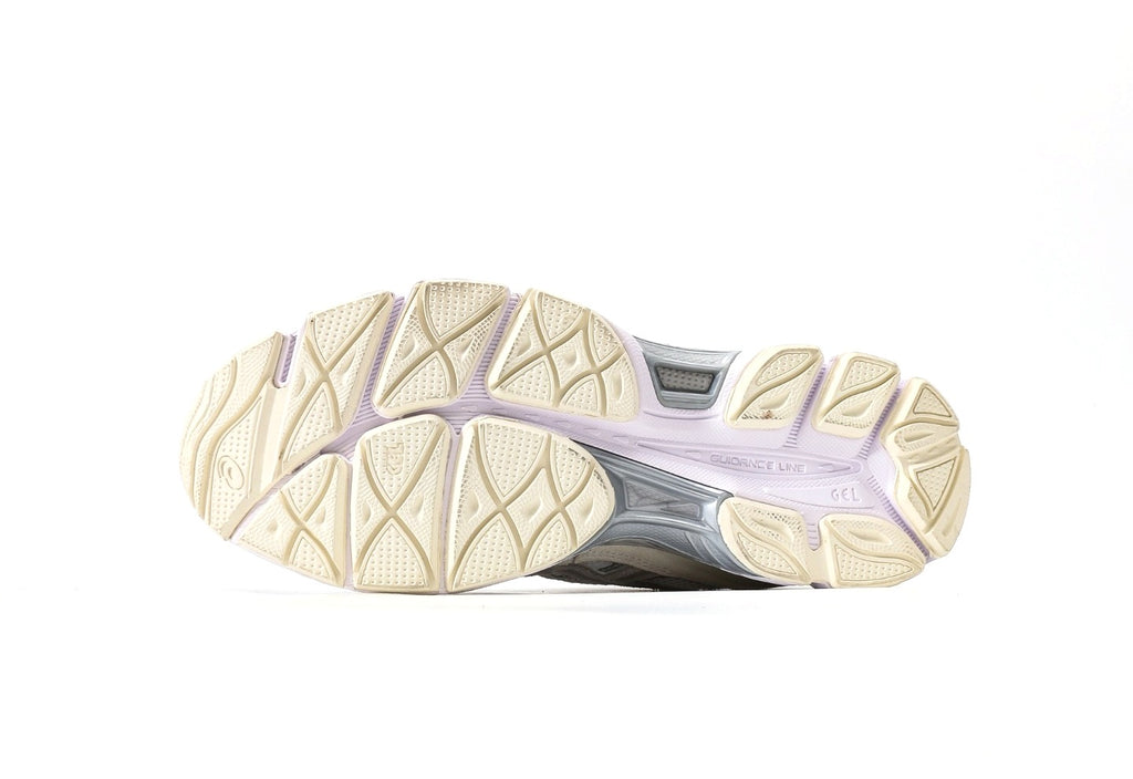 Gel-NYC "White Oyster Grey"