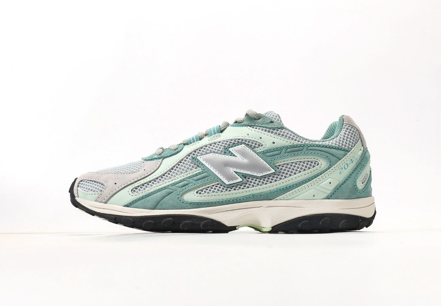 Kith x New Balance 204L Bluebell