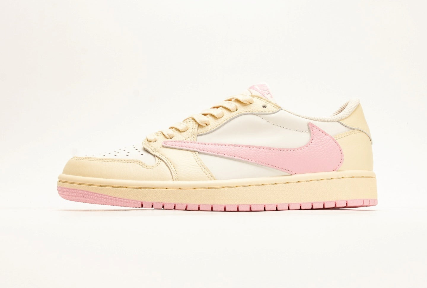 Travis Scott x Jordan 1 Retro Low OG "Muslin Pink"