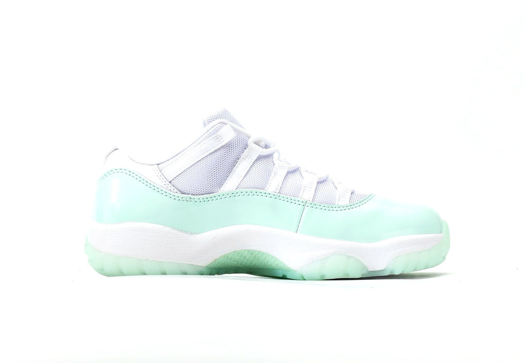 Air Jordan 11 Low "Igloo" [PK GOD]