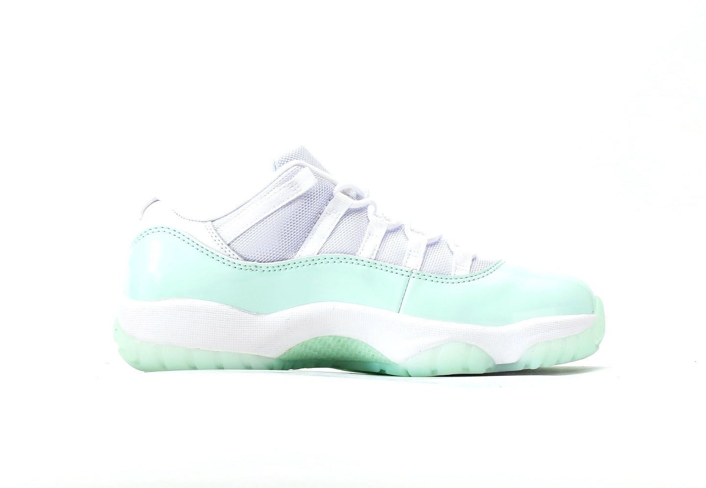 Air Jordan 11 Low "Igloo" [PK GOD]