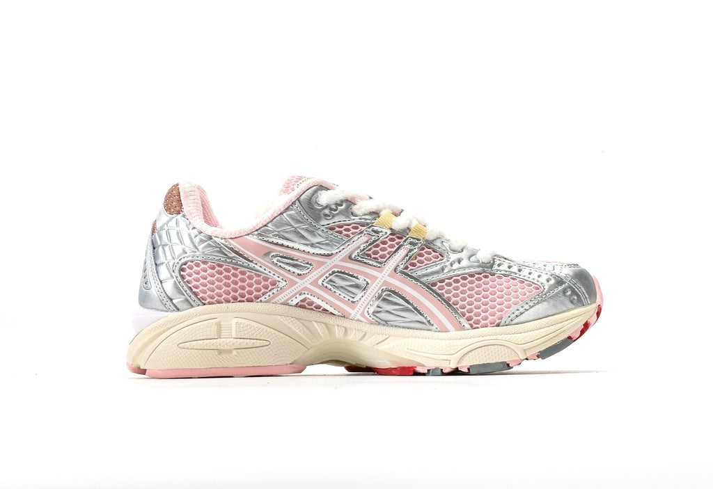 Vandy the Pink x atmos x GEL-Nimbus 10.1