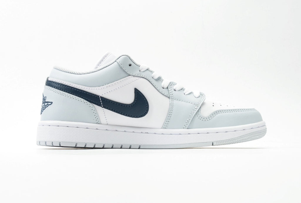 Air Jordan 1 Low Aura Squadron Blue
