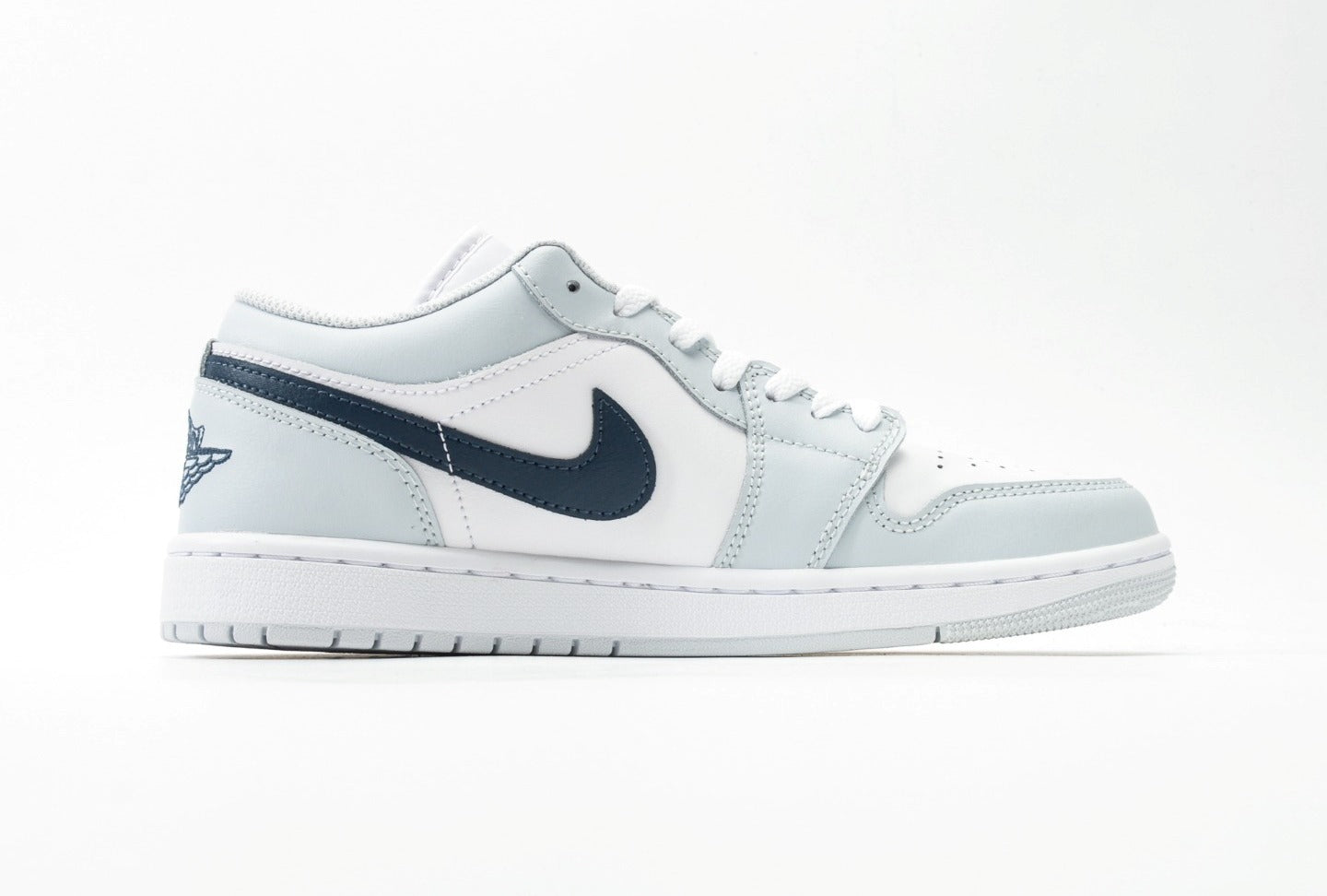 Air Jordan 1 Low Aura Squadron Blue
