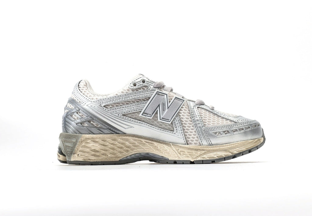 New Balance 1906R "White Silver Distressed"