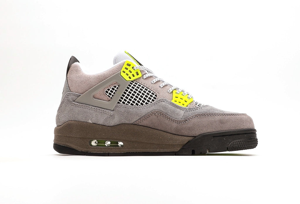 Air Jordan 4 Retro SE "Neon"