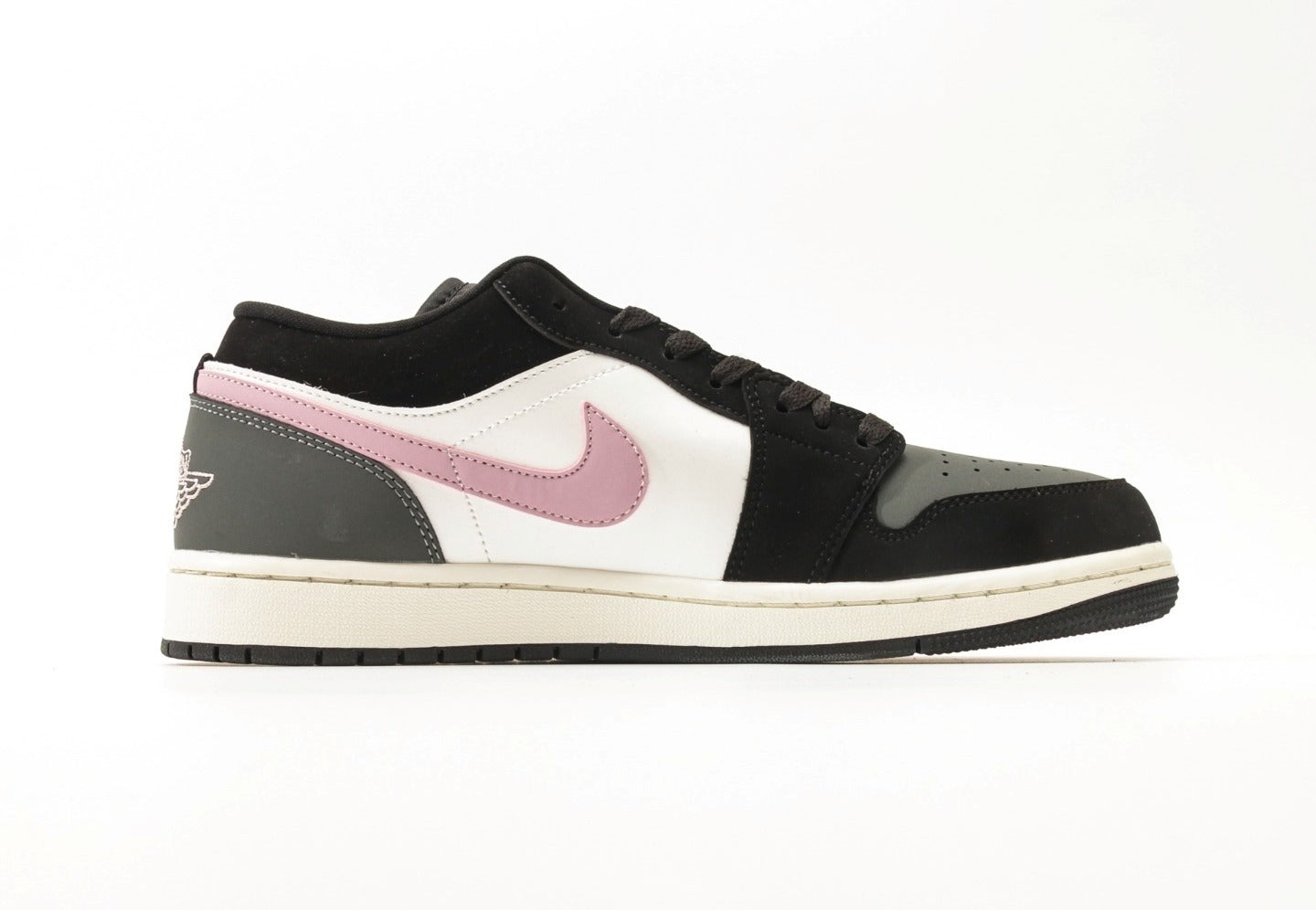 Air Jordan 1 Low SE "Black Iced Carmine"