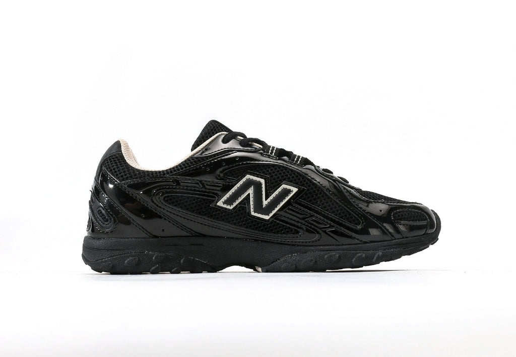 New Balance 204L Black Timberwolf