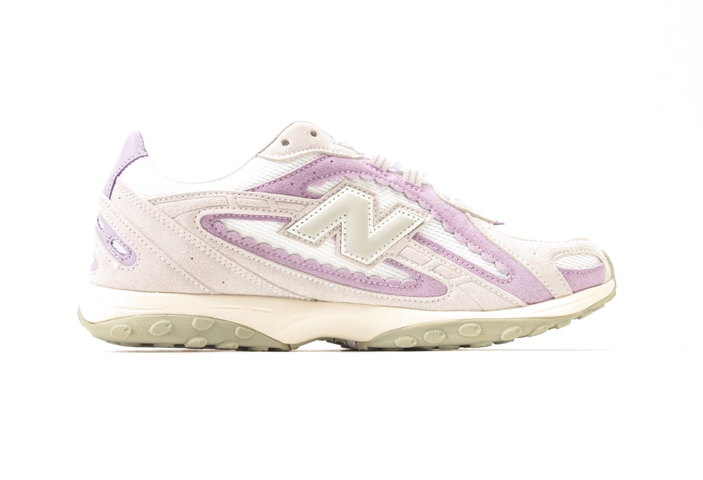 New Balance 204L "Reflection"