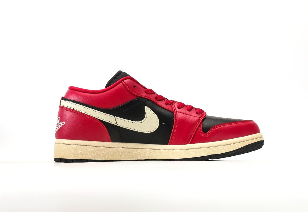 Air Jordan 1 Low "Mystic Hibiscus"