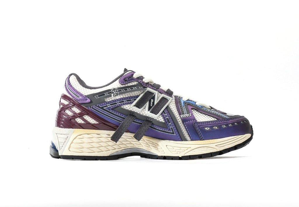 New Balance 1906A "Inkwell/Sea Salt"