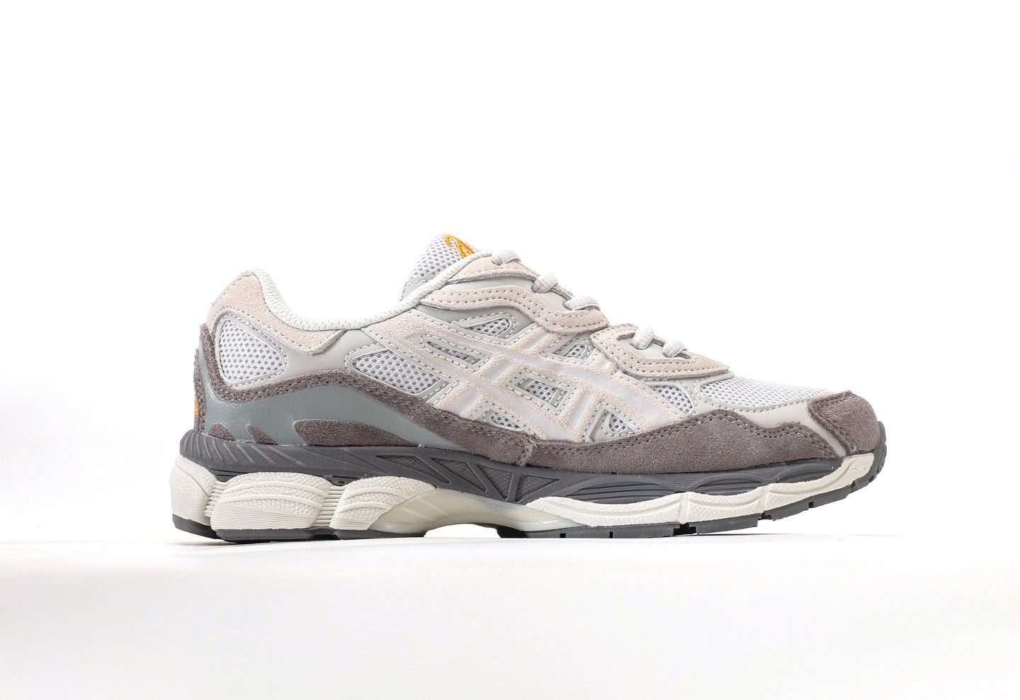 Gel-NYC Cloud Grey Cement Grey