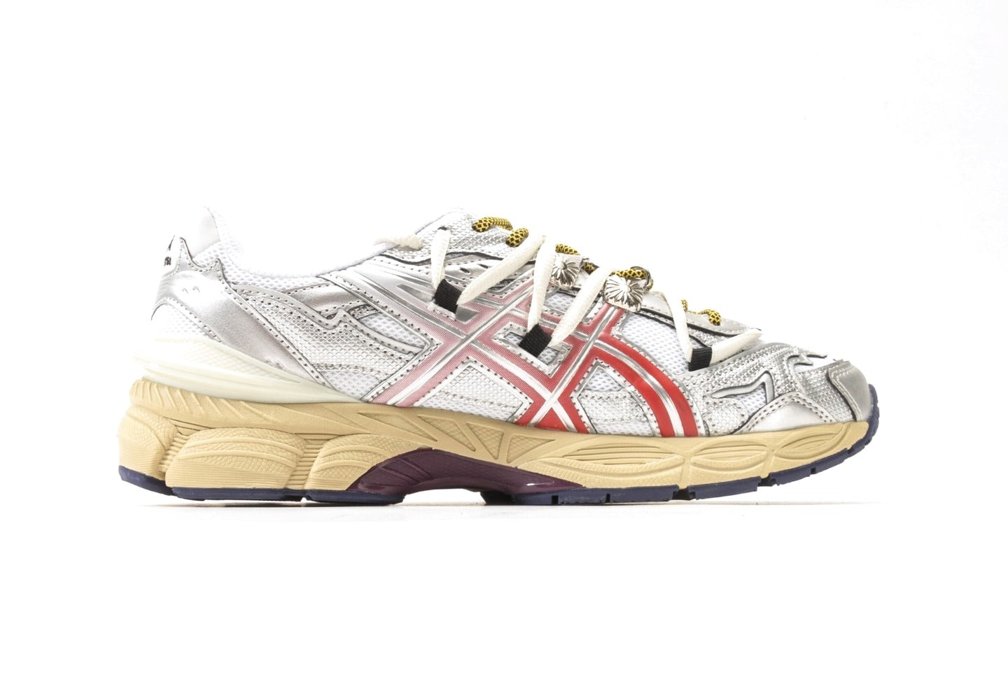 Gel-Cumulus 16 TOGA White Red Pure Silver