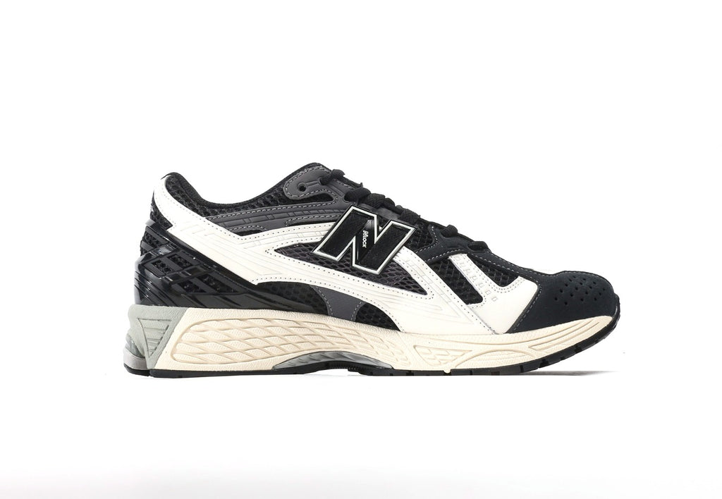 New Balance 1906U "Black Sea Salt Magnet"