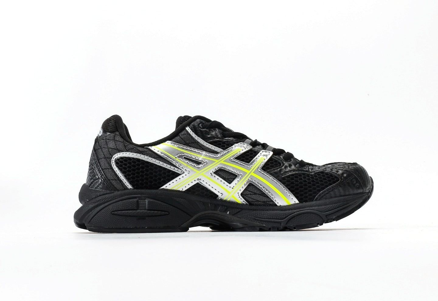 Gel-Nimbus 10.1 Kith Black Pure Silver