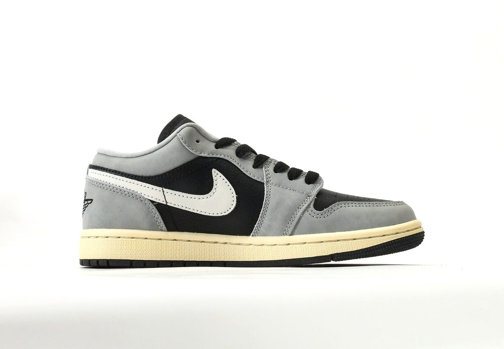 Air Jordan 1 Low Light Smoke Grey