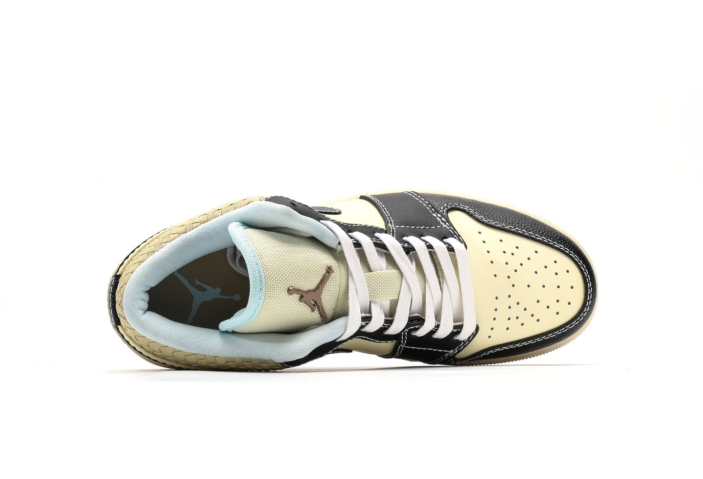 Air Jordan 1 Low SE "Coconut Milk Black"