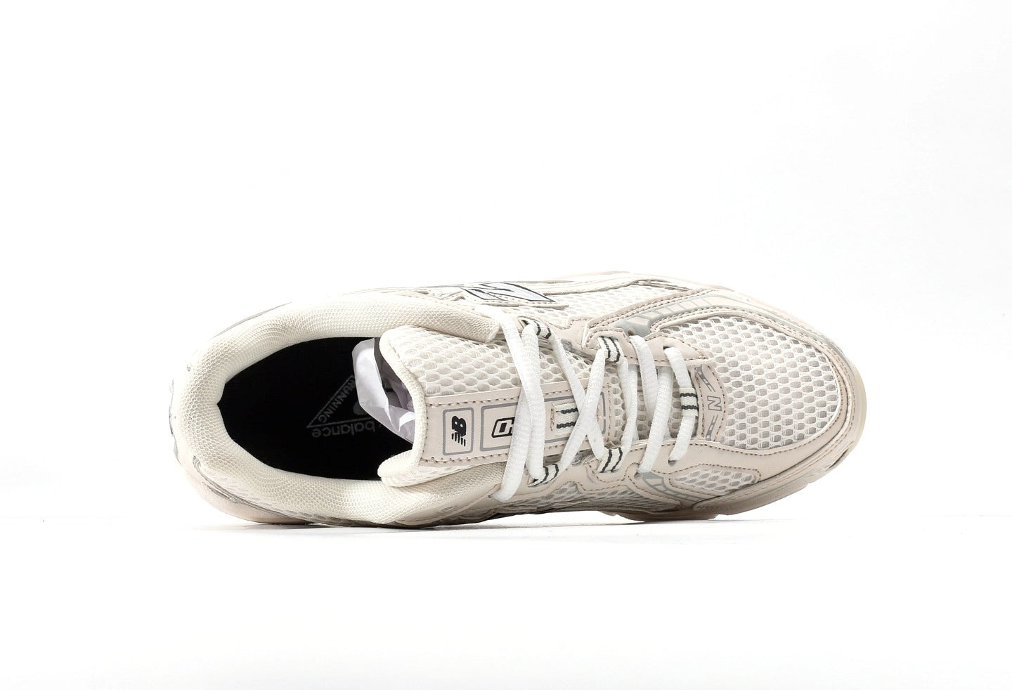New Balance 740 Brown