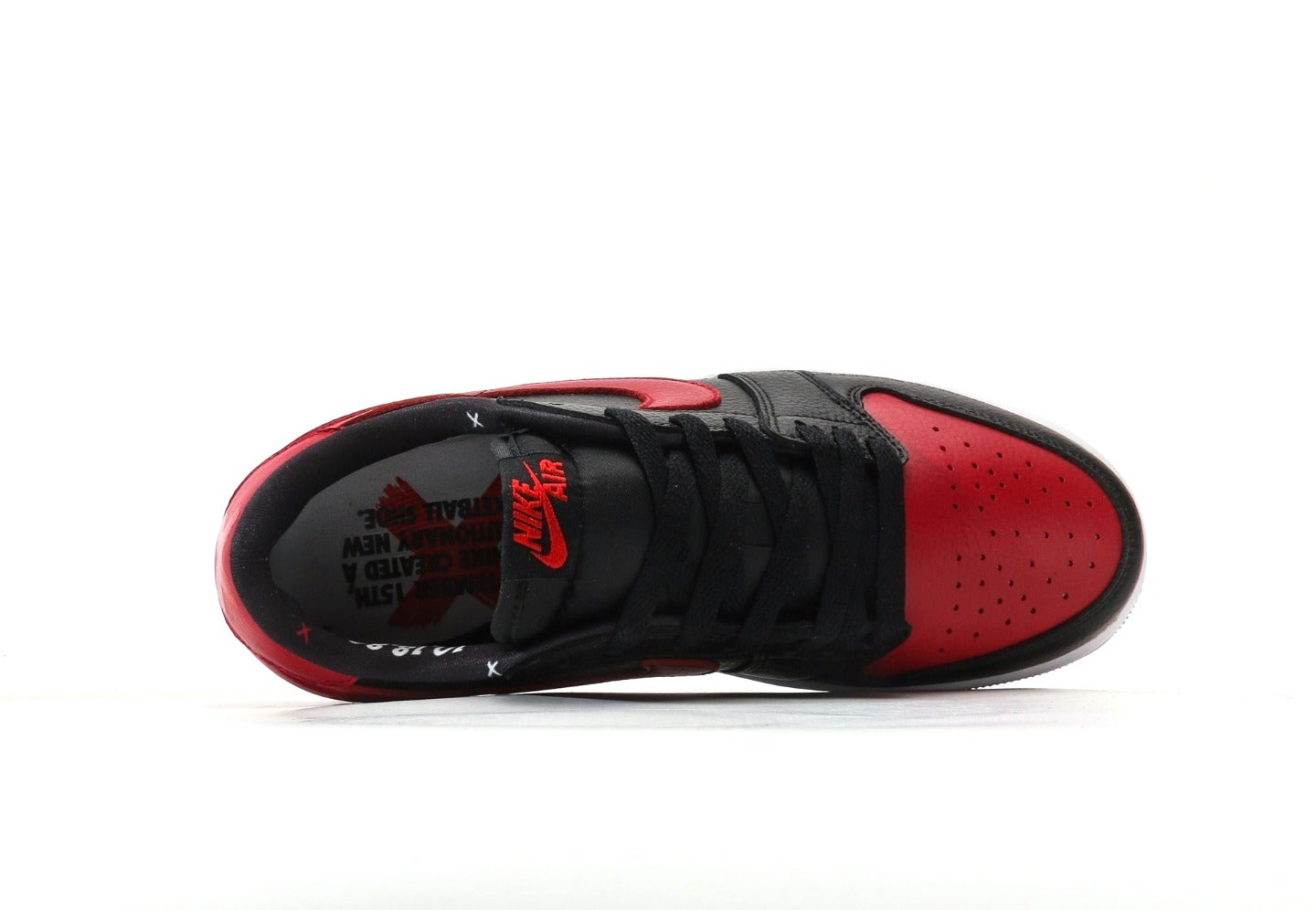 Air Jordan 1 Low OG "Banned"