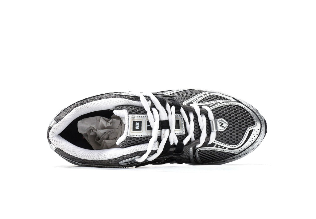 New Balance 1906R "Silver Metallic/Black/White"