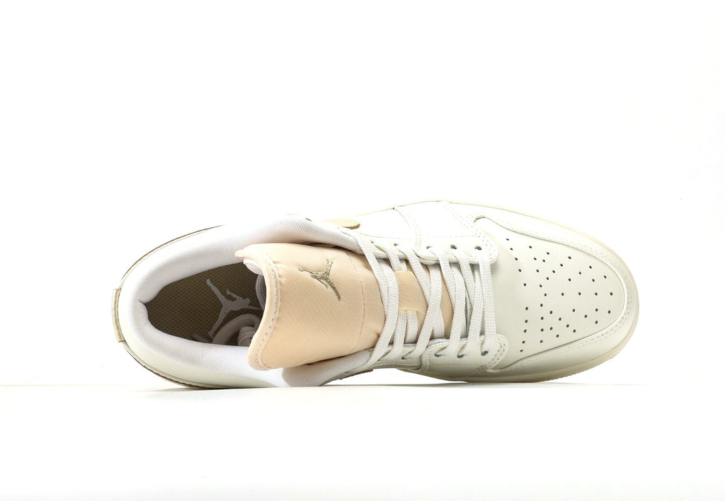 Air Jordan 1 Metallic Team Gold