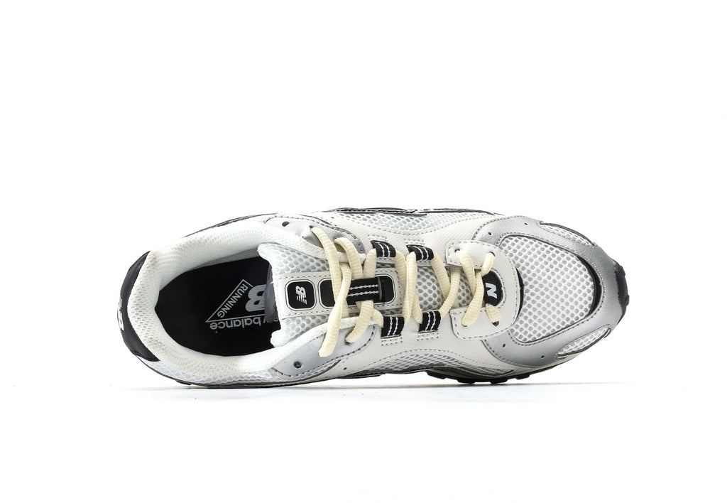 New Balance 204L Silver Metallic Navy