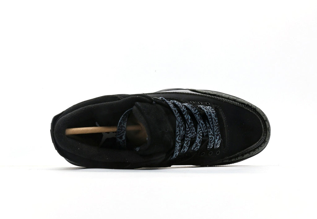 Air Jordan 3 Retro "Black Cat"