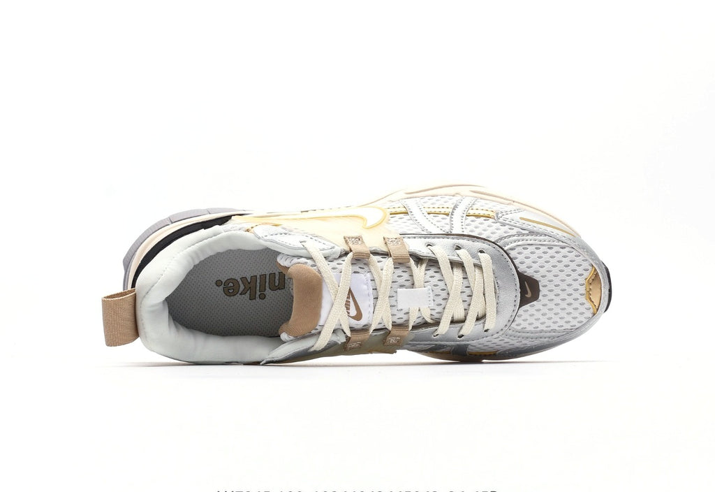 V2K Run "White Khaki Metallic"
