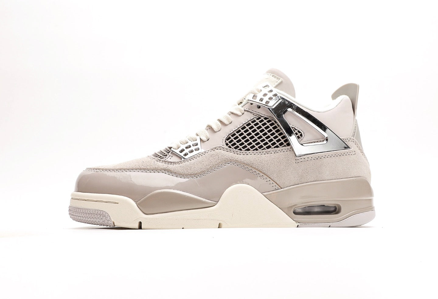 Air Jordan 4 "Frozen Moments"