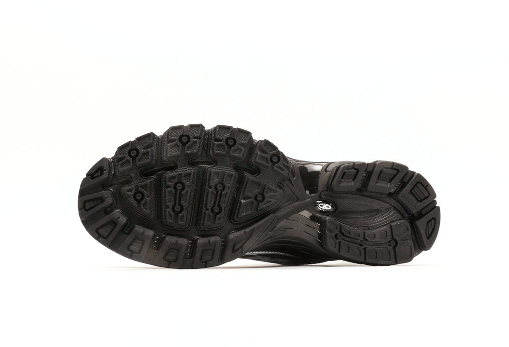 New Balance 740 "Black Silver"
