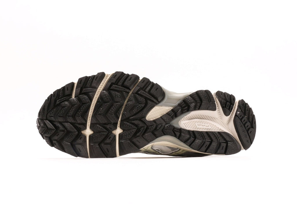 Gel Kahana 8 "Silver Dark Grey"