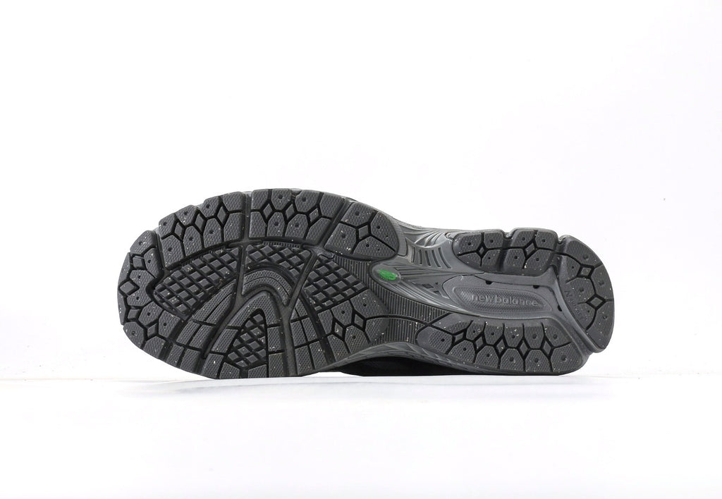 New Balance 1906W "BLACK METALLIC"