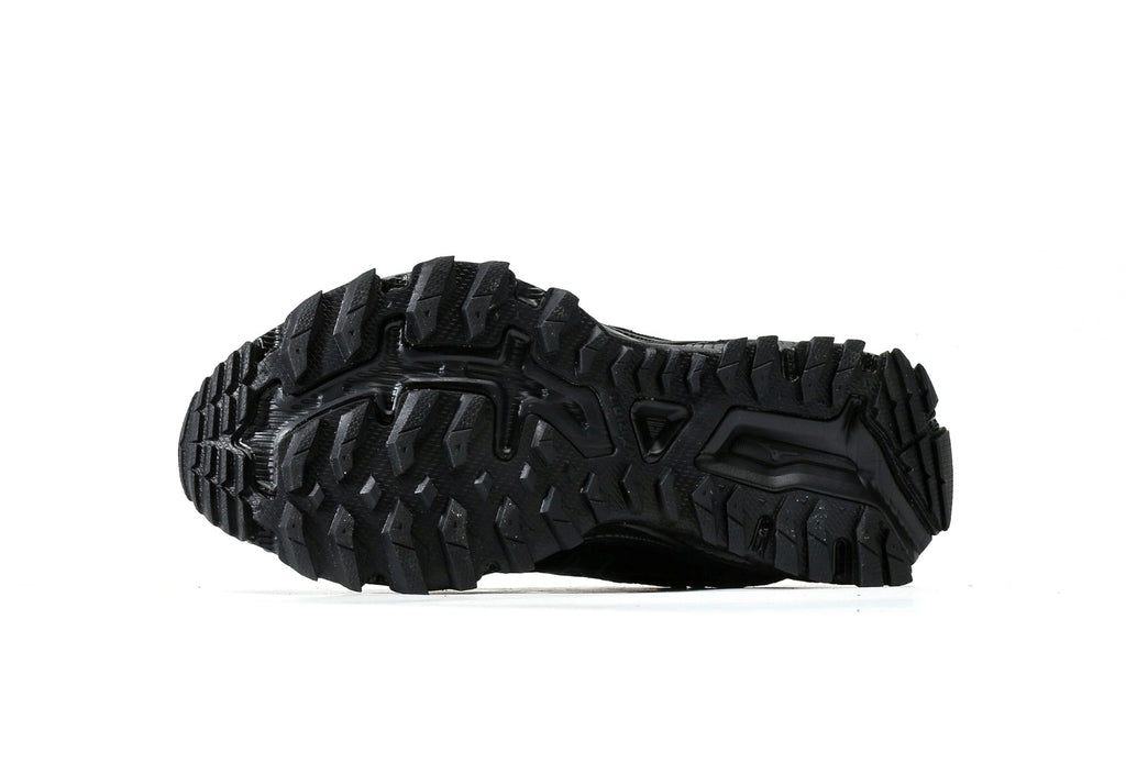 Mizuno RACER ADV "Triple Black"