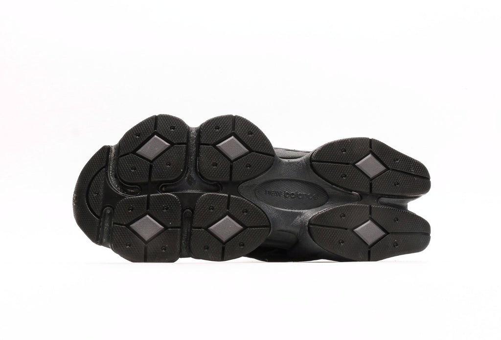 New Balance 9060 "Triple Black"