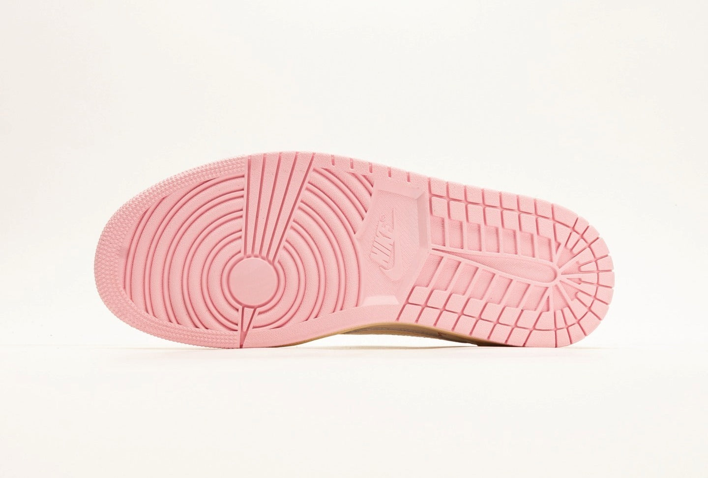 Travis Scott x Jordan 1 Retro Low OG "Muslin Pink"