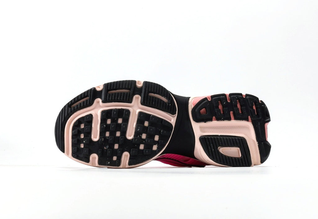 V2K "Pink Silver Run Runtekk"