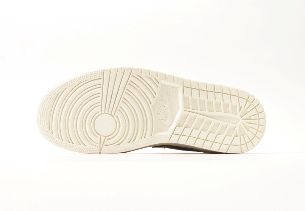 Air Jordan 1 Low SE "Pinstripes"