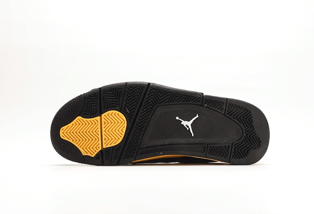 Air Jordan 4 Retro "Thunder"
