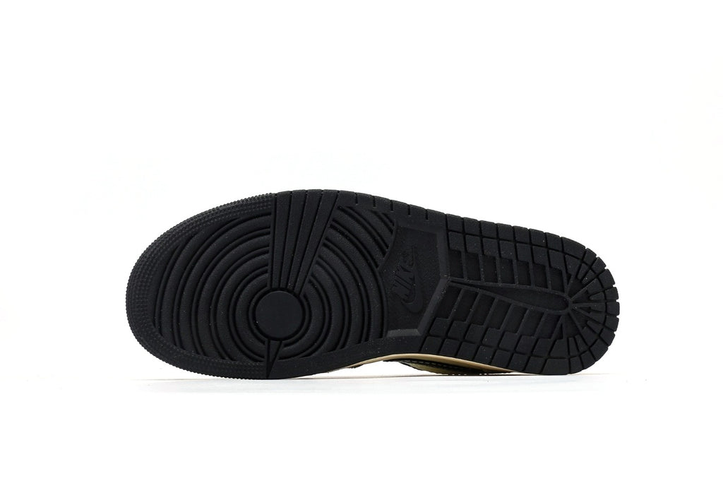 Air Jordan 1 Low SE "Coconut Milk Black"