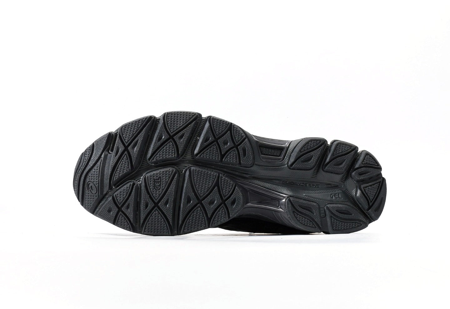KICKI YANG ZHANG x GEL-NYC "Black"