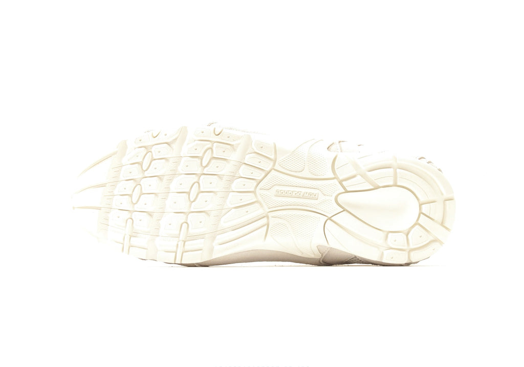 New Balance 530 SL Miu Miu White Suede