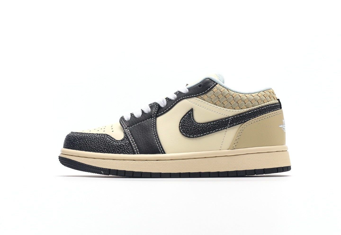 Air Jordan 1 Low SE "Woven"