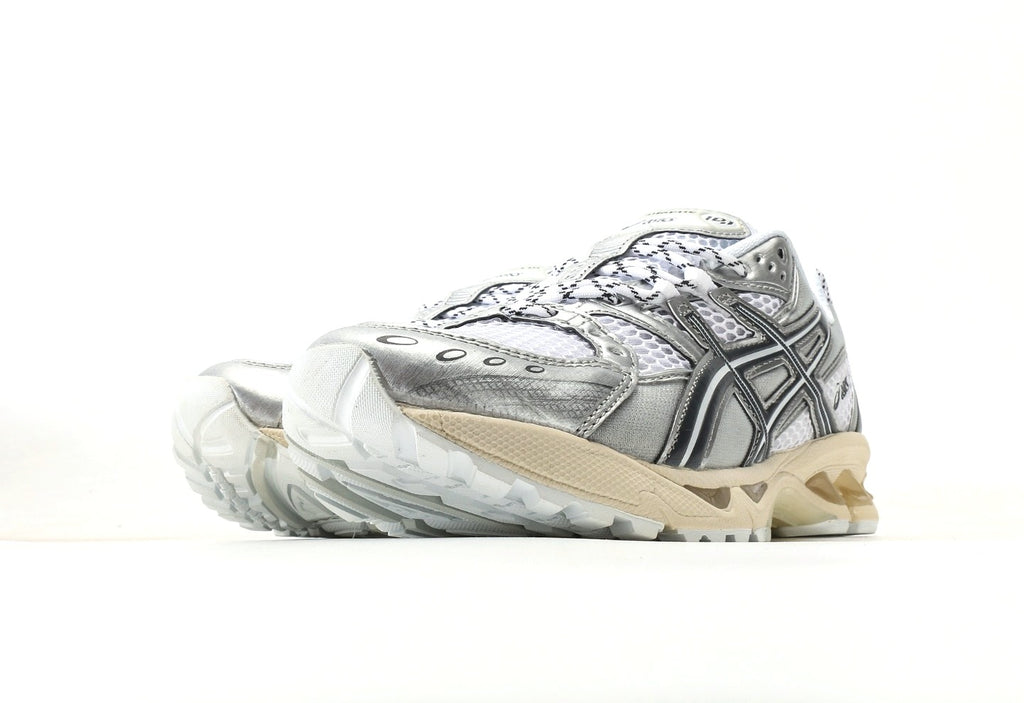 GEL Nimbus 10.1 "White Silver"