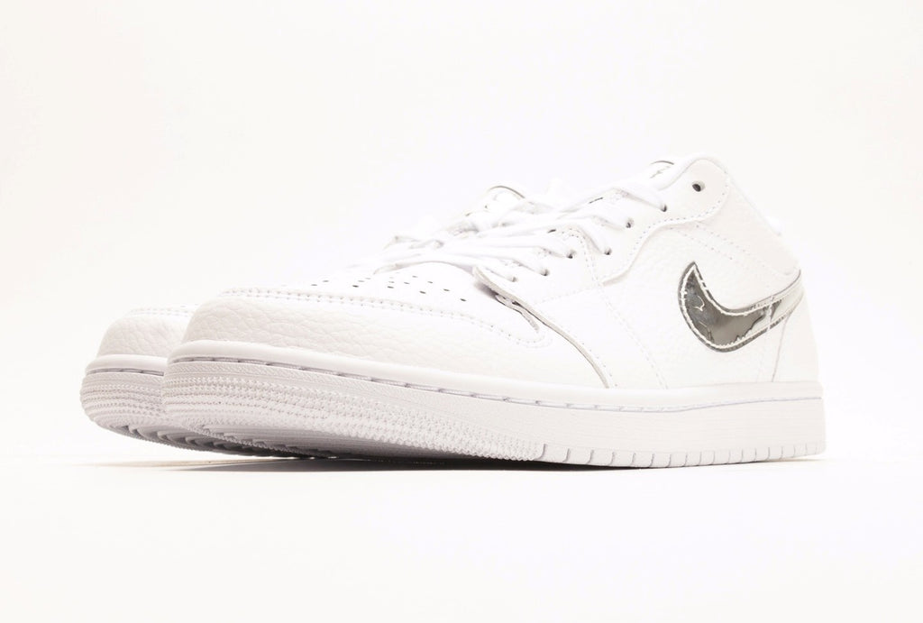 Air Jordan 1 Low SE White Metallic Silver