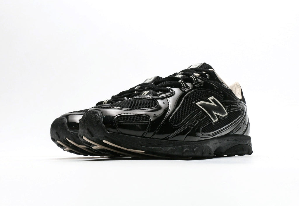 New Balance 204L Black Timberwolf