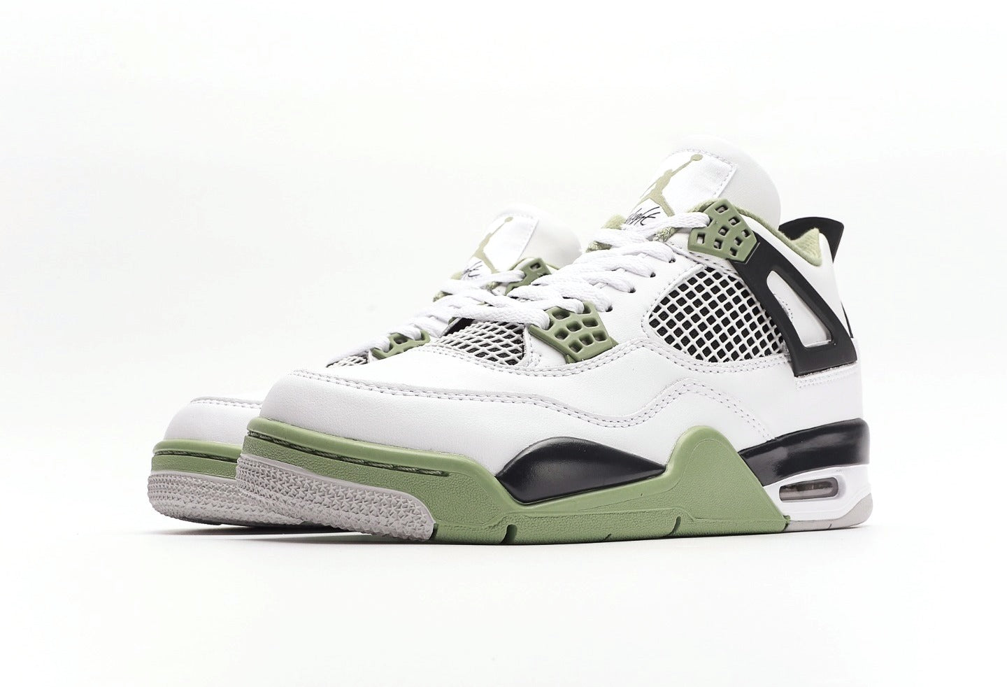 Air Jordan 4 "Seafoam"