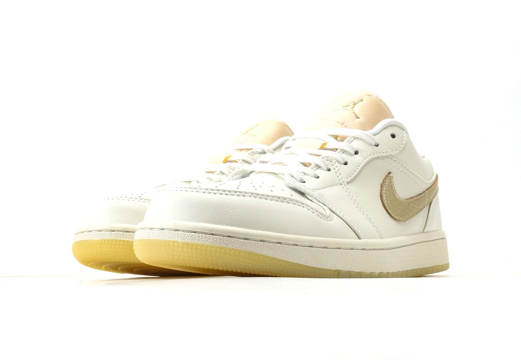 Air Jordan 1 Metallic Team Gold