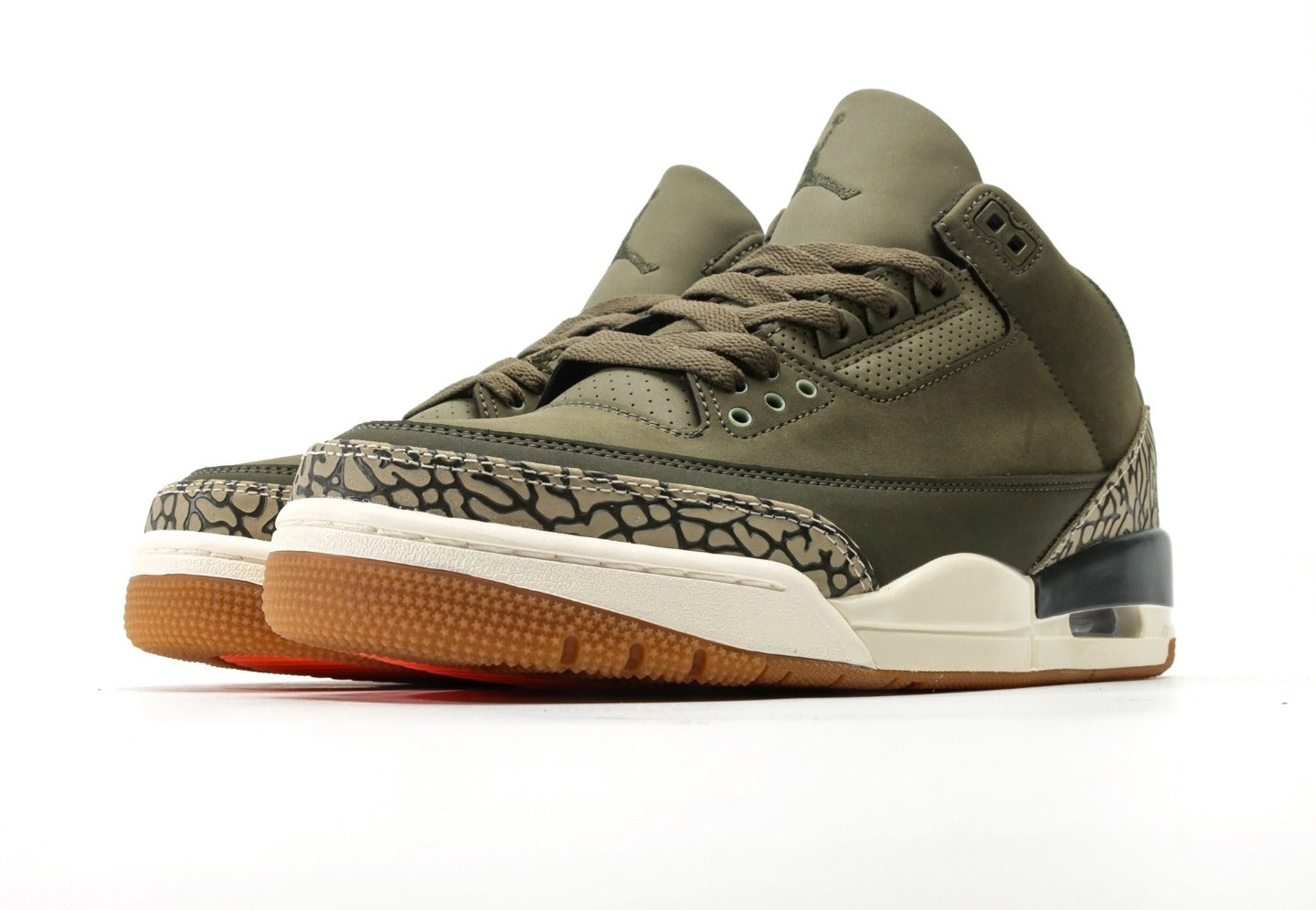 Air Jordan 3 "Medium Olive"